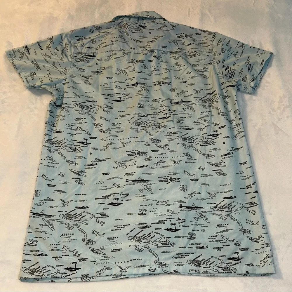 Brooklyn Standard blue with islands and planes short sleeve button down size M